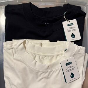 Vessi women’s The Base Long Sleeve Tees X2